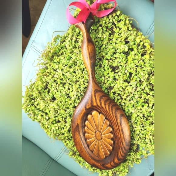 Prairie BEVELED Rich Brown Tiger Wood Oval Handle OOAK Carved Flower Hand Mirror - Picture 12 of 16